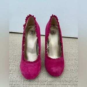 Bakers Fuchsia Suede Ruffle-Trim Pumps